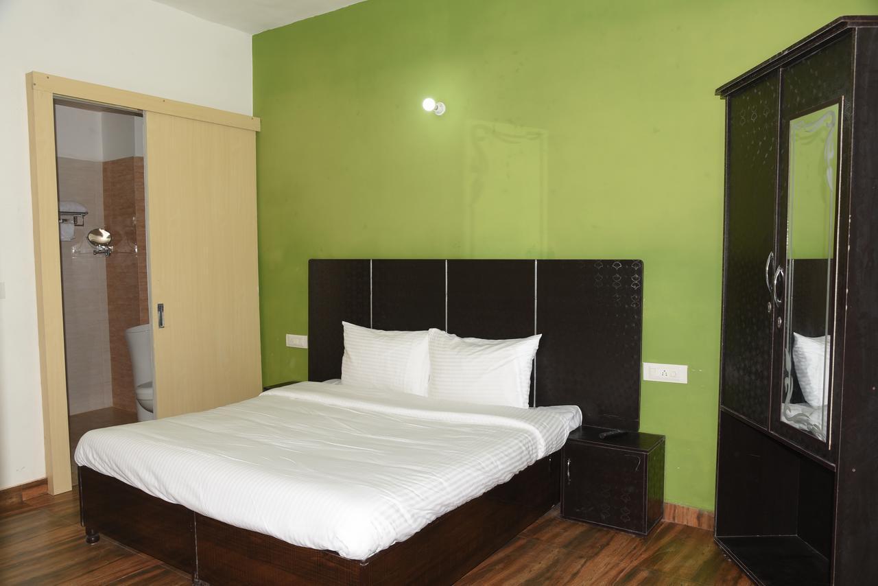 The Palm Tree -Family Stay Amritsar Eksteriør bilde