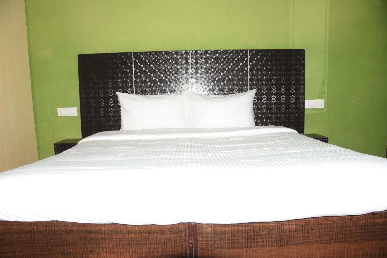The Palm Tree -Family Stay Amritsar Eksteriør bilde